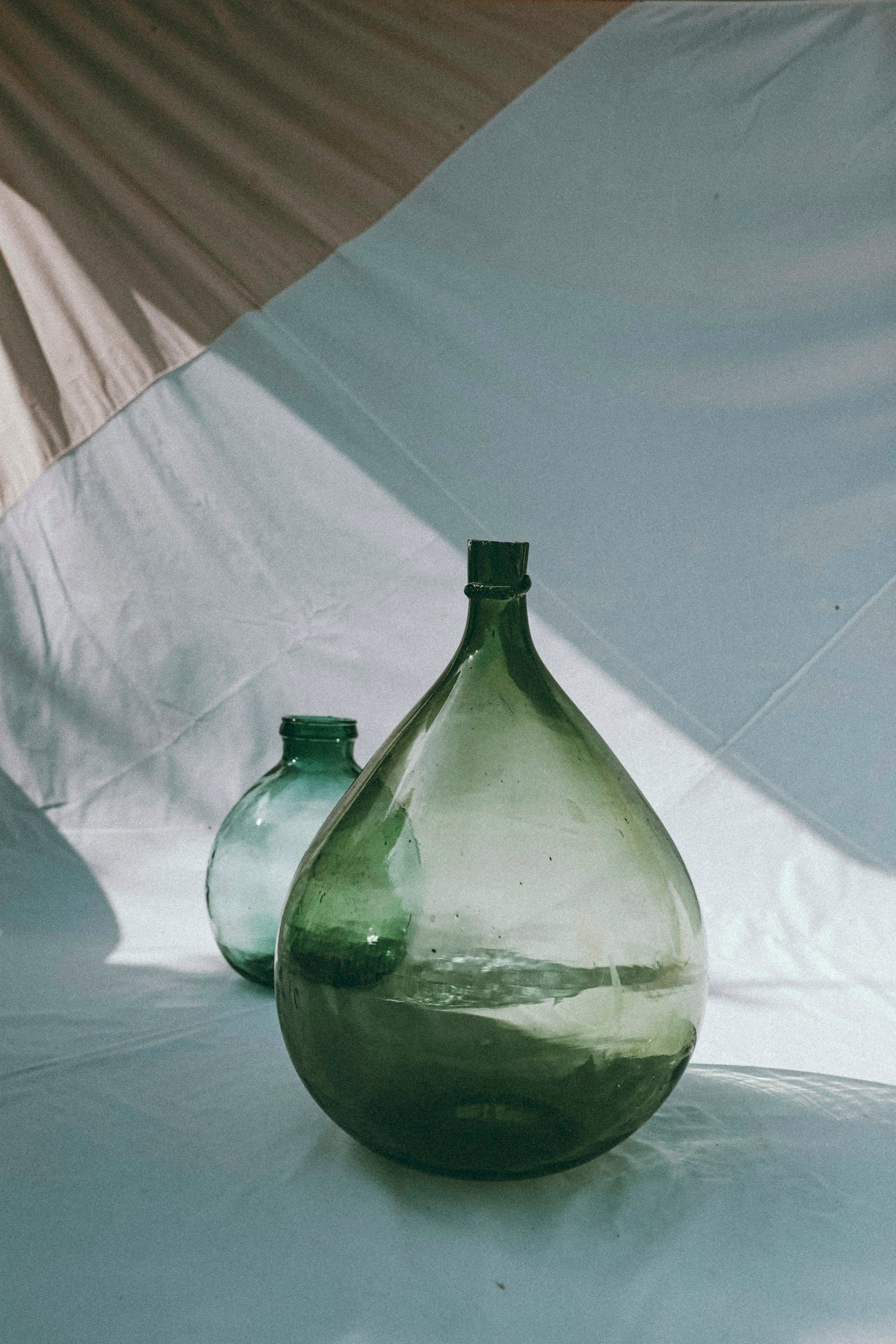 Demijohn, olive