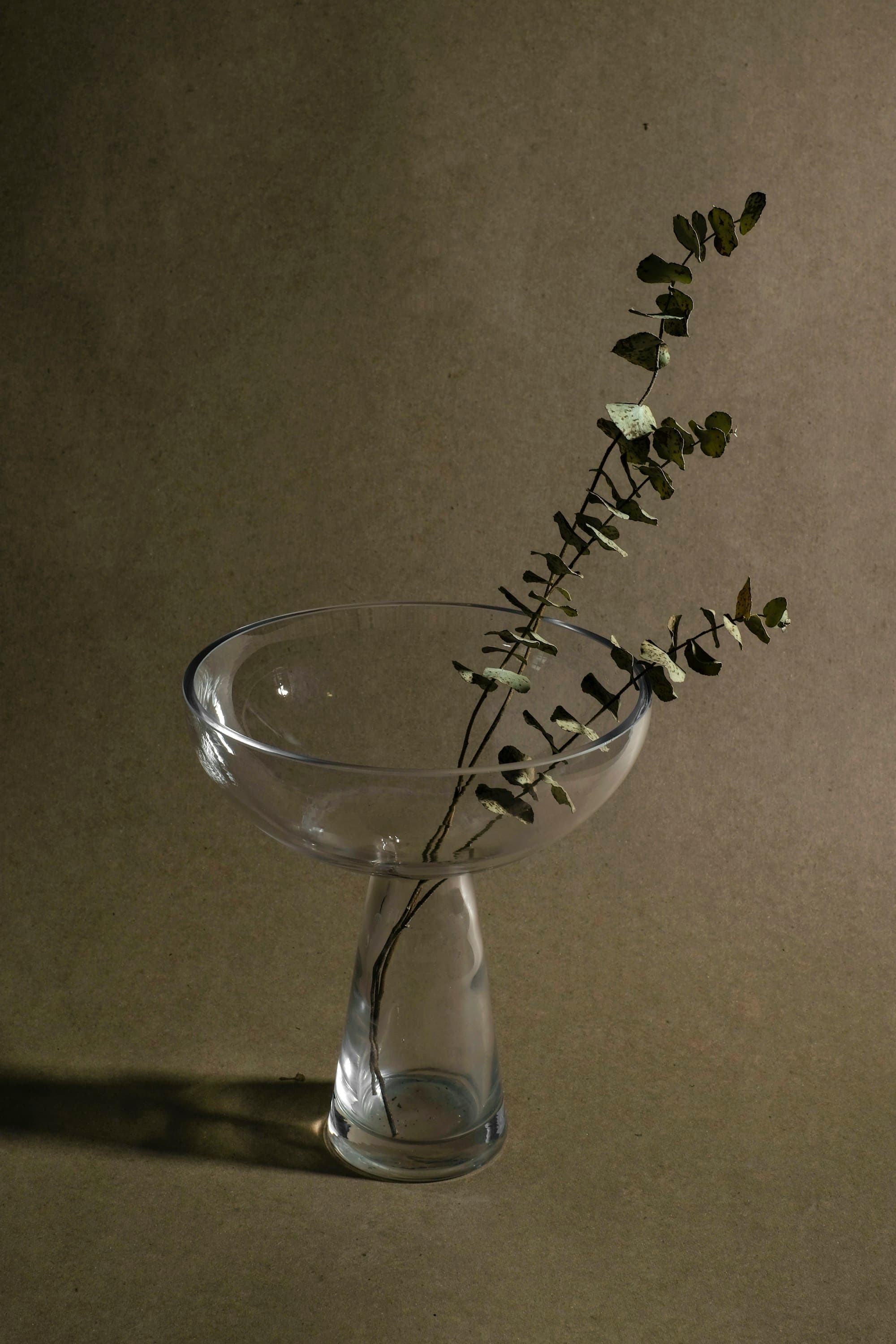 Stem vase, clear